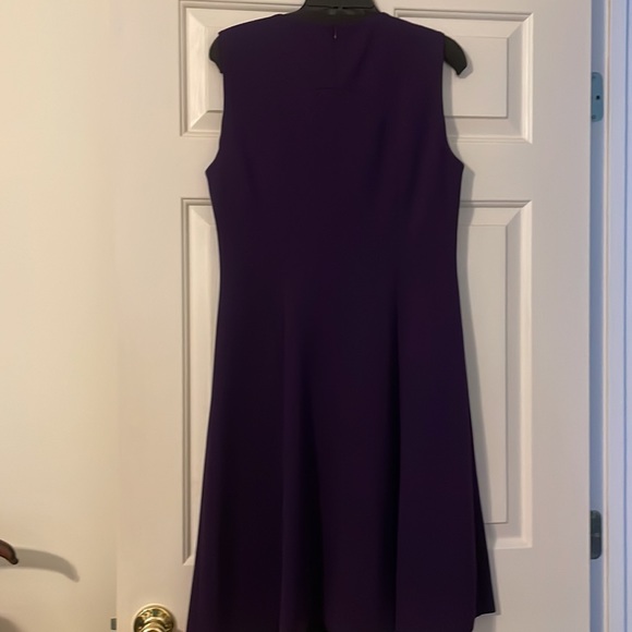 NWT Elie Tahari Lizzie Ponte Flutter Dress. Plum size 12 - Picture 6 of 6